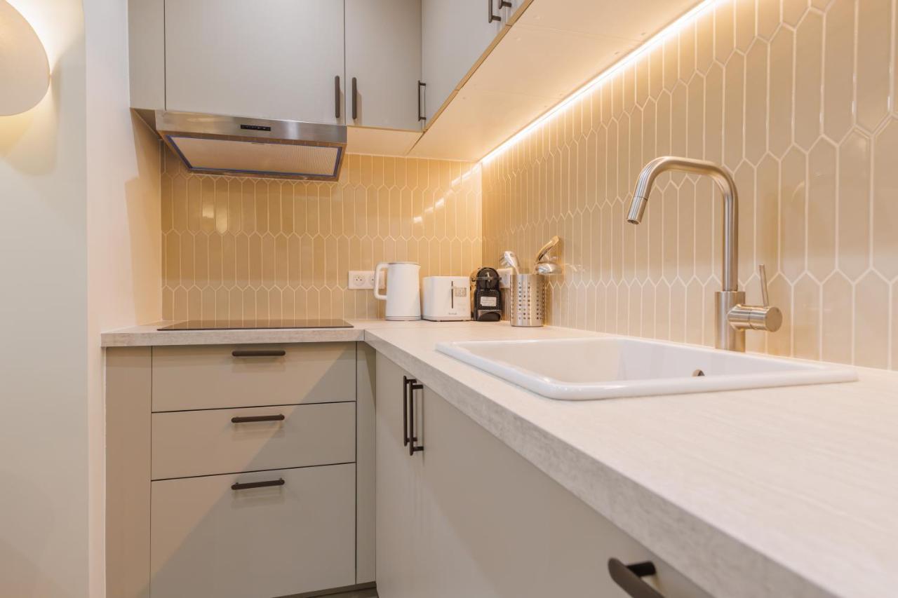 Modern Apartment Near Montmartresacre Coeur Paris Eksteriør bilde